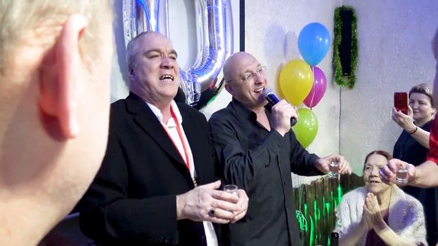 Мне снится мамка На ресницах слёзы - Валерий Палаускас