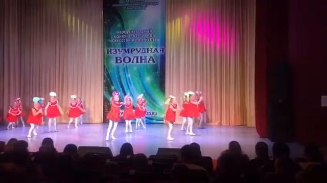 Детский танец. Пуговки. Ансамбль "Сюрприз" Майкоп.