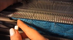 Как связать палантин, чтобы не закручивались края. #маринабехтер