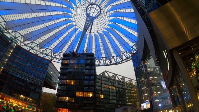 [ 4K ] Sony Center Berlin I Walking Tour I Potsdamer Platz I Germany смотреть онлайн