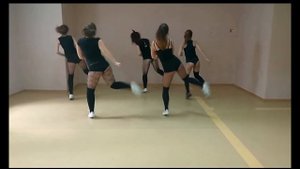 TWERK. Бути денс