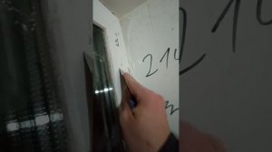 Снятие с "опозданием" защитной транспортировочной пленки с пластикового окна/пластиковых деталей