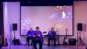 "Старый клён!.."