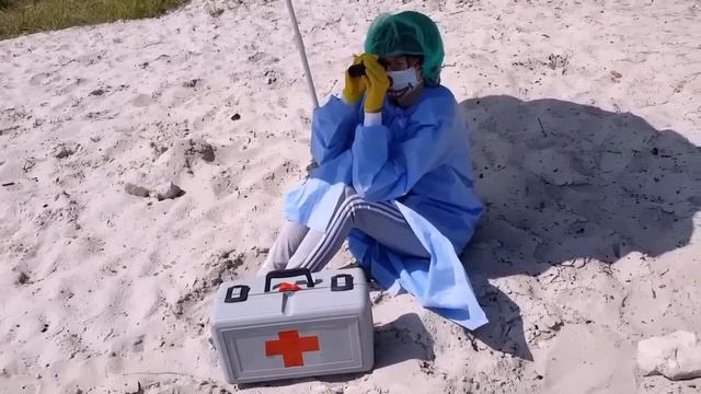 Доктор Уткин на НЕОБИТАЕМОМ ОСТРОВЕ/Что ДеЛаТь БЕДНОМУ Доктору Уткину?/Новые Серии смотреть онлайн