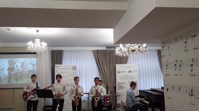 Ансамбль JSWS, Samba de Zoya, комп. Егорова З. смотреть онлайн