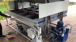 Пресс - запайщик для упаковки поролона и матрасов.MP4