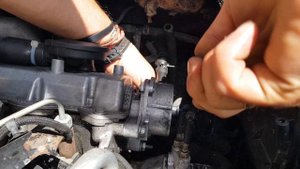 як встановити вакуумний насос volkswagen new beetle golf 4 1.9tdi how to install a vacuum pump