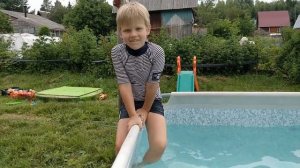 Выпуск 2: Едем на дачу купаться в бассейне