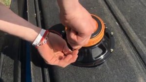 Замена штатных динамиков в полке в ВАЗ 2112 на Dl Audio Raven 200
