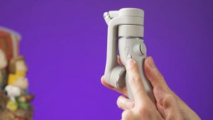 DJI Osmo Mobile 6 vs Zhiyun SMOOTH 5: Review and Features | DJI OM6