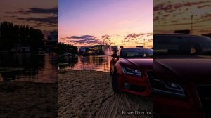 А он дарит ей розы / Заплела косы