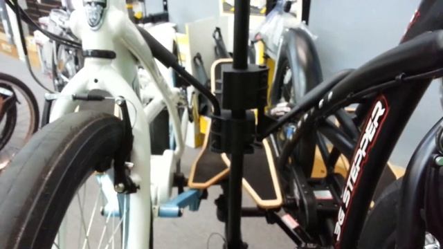 3G Stepper Bike on Hollywood rack used by Elliptigo смотреть онлайн