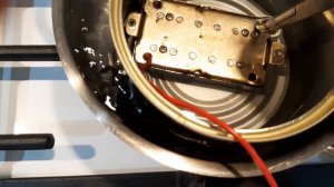 Редкое видео. Как варить в парафине хамбакеры? Писк в комбике, экранирование