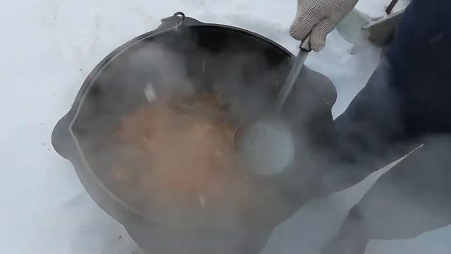 Плов на костре из мясо индоутки