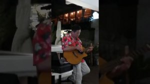 Обалденная гитара, кореец в сочи