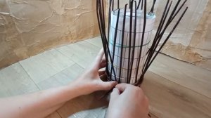 МК. Коробка.  НОВЫЙ УЗОР из газетных трубочек.