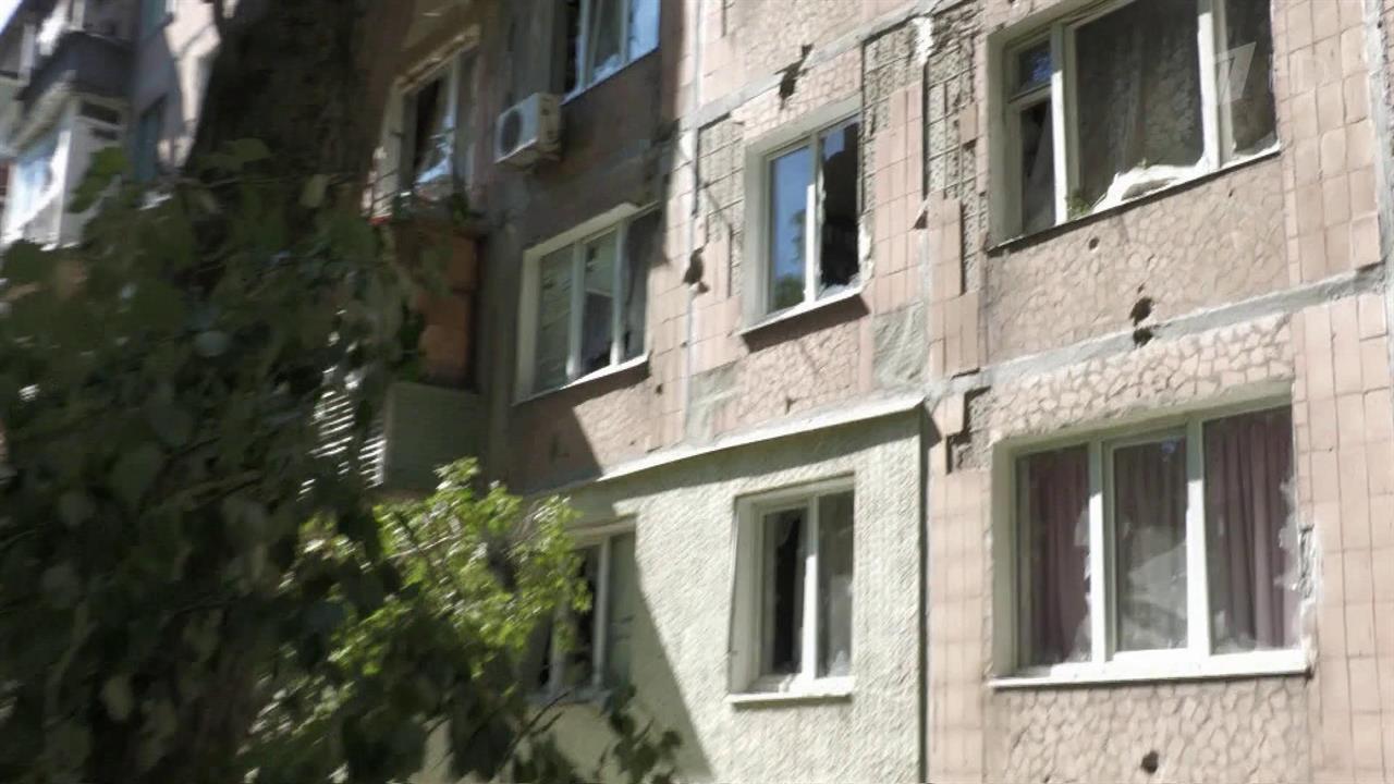 Украинские националисты бьют по городам и поселкам ДНР