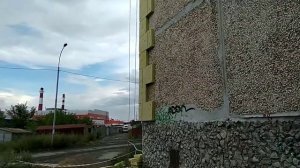 Утепление фасада базальтовой ватой, методом промышленного альпинизма.
