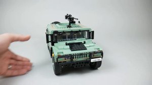 LEGO 10317 Humvee