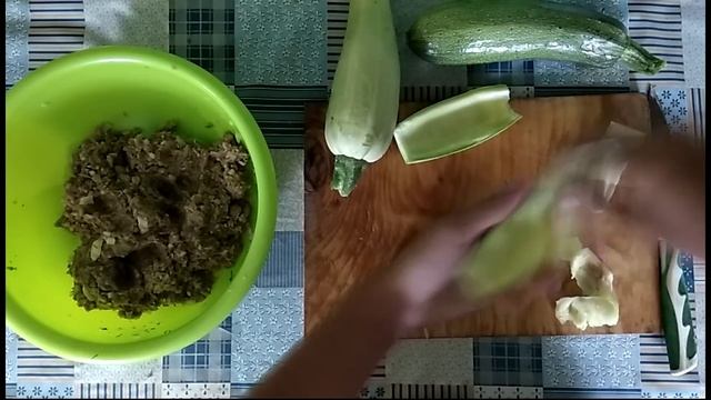 Как приготовить лодочки из кабачков с фаршем