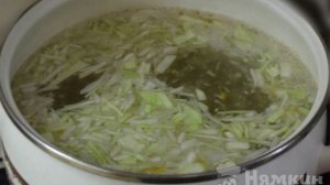 Щи из свежей и квашеной капусты