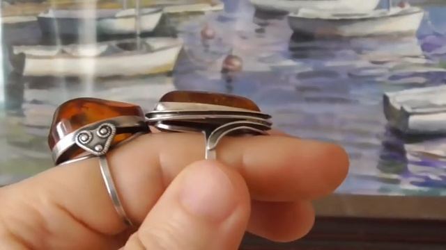 Мои янтарные украшения с барахолки / блошиного рынка.