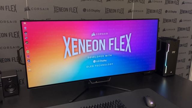 Corsair XENEON FLEX 45WQHD240 OLED Gaming-Monitor der sich biegen lässt! смотреть онлайн