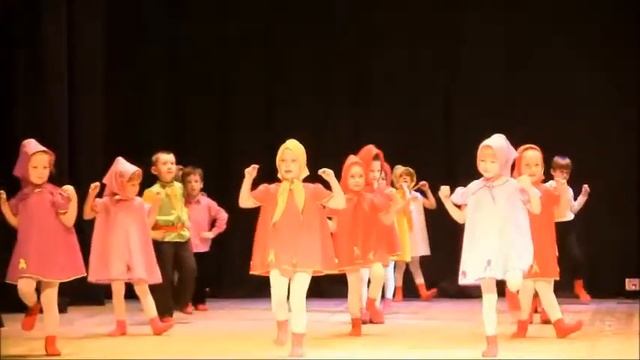 Хореографическая студия "Кропельки"11-я младшая группа танец "Русские матрёшки" 25.05.2014г.Гомель смотреть онлайн