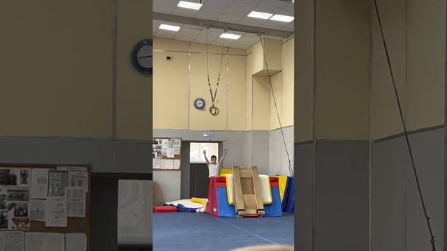 Захар сдаёт на 1 юношеский разряд смотреть онлайн