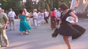 МОЯ ТАБЛЕТОЧКА, ТАБЛЕТКА ДЛЯ ЛЮБВИ! ТАНЦЫ В ПАРКЕ ГОРЬКОГО ХАРЬКОВ СЧАСТЛИВЫЕ ДНИ