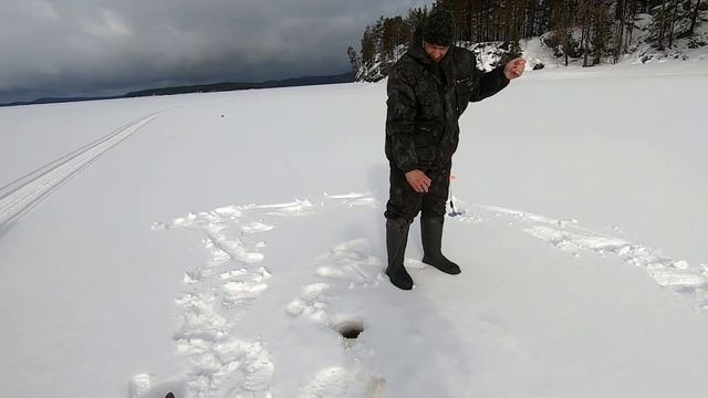 Рыбалка в Карелии с коллегой "От озера до озера" смотреть онлайн