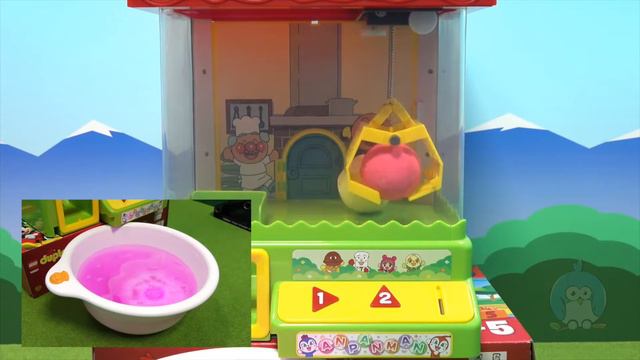 Прекрасные дети: Anpanman игрушки Bikku Краны играют в интересную игру в Сайтама смотреть онлайн