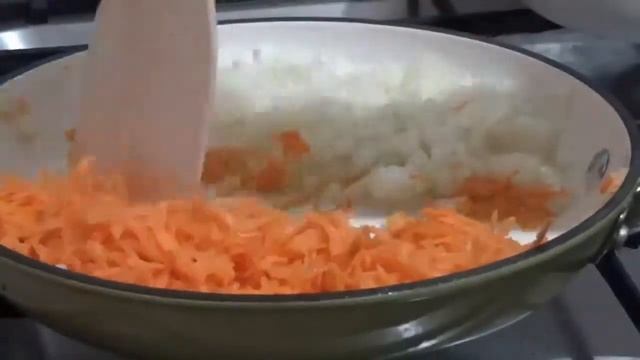 Постный суп с грибами и чечевицей