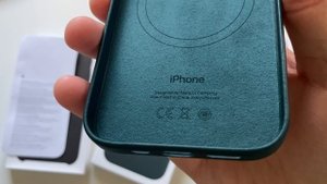 Главное отличие оригинала от копии Apple iPhone Leather Case