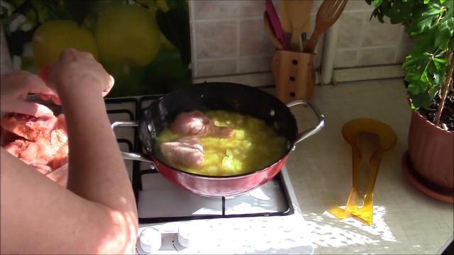 Курица в луковом соусе-объедение! В луковом соусе можно готовить любое мясо.