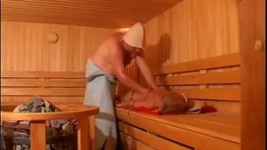 Мед в сауне