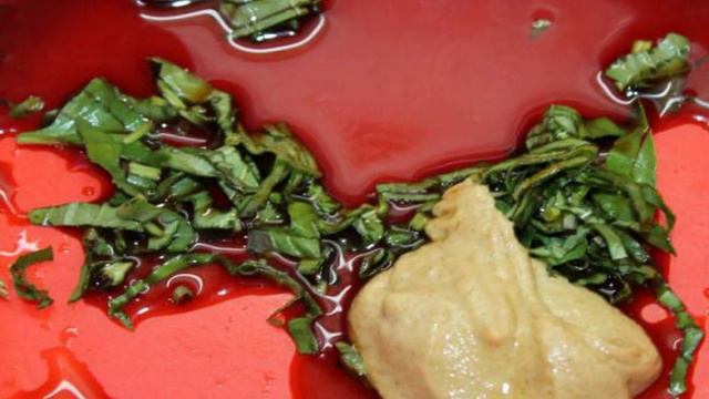 Куриные крылья в остром шашлычном соусе