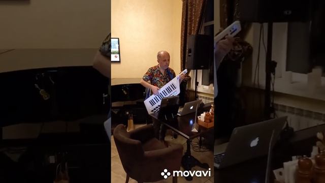 On The Move (Count Basic Cover). Александр Островский, соло на инструменте keytar (фрагмент)