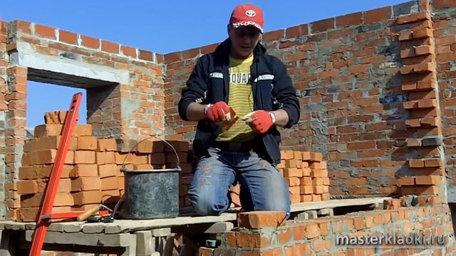 Работа с отвесом - [© masterkladki] смотреть онлайн