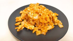 Тушеная капуста с курицей. Рецепт блюда на ужин и обед