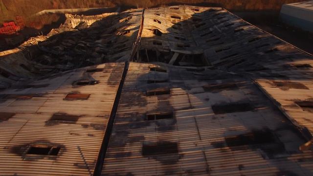 Roof of Multi UK Corby Monday 2nd January 2017 смотреть онлайн