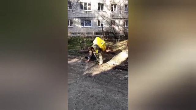 Time to move to russia! Более спрведливая версия смотреть онлайн