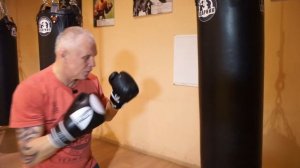 Школа профессионального бокса с Андреем Шкаликовым. Удар с зашагом
