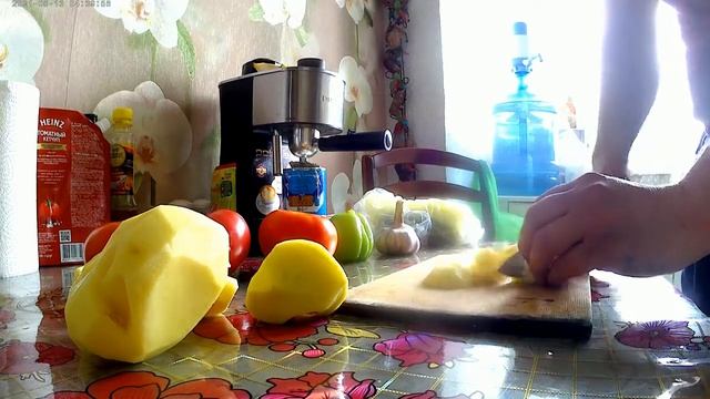 КУРИНЫЕ НОЖКИ В КАЗАНЕ С ТОМАТАМИ И КАРТОФЕЛЕМ. смотреть онлайн