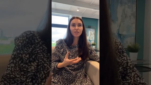 О том, как легко отпускать. Не привязываться и давать место новому. смотреть онлайн