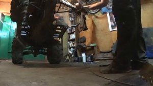 Замена передних колодок Arctic Cat 1000