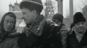 Тебе давно замуж пора. Я к тебе и в таком виде привык