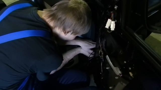 Установка зеркала на дверь LADA Priora смотреть онлайн