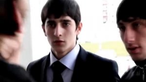 Чеченский охранник :Dклаааас)