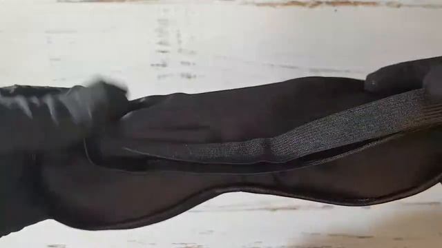 Маска для сна "Вечерний океан" из итальянского шелка смотреть онлайн